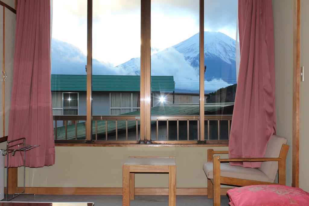 Sugakuso Hotel Yamanakako Exterior photo